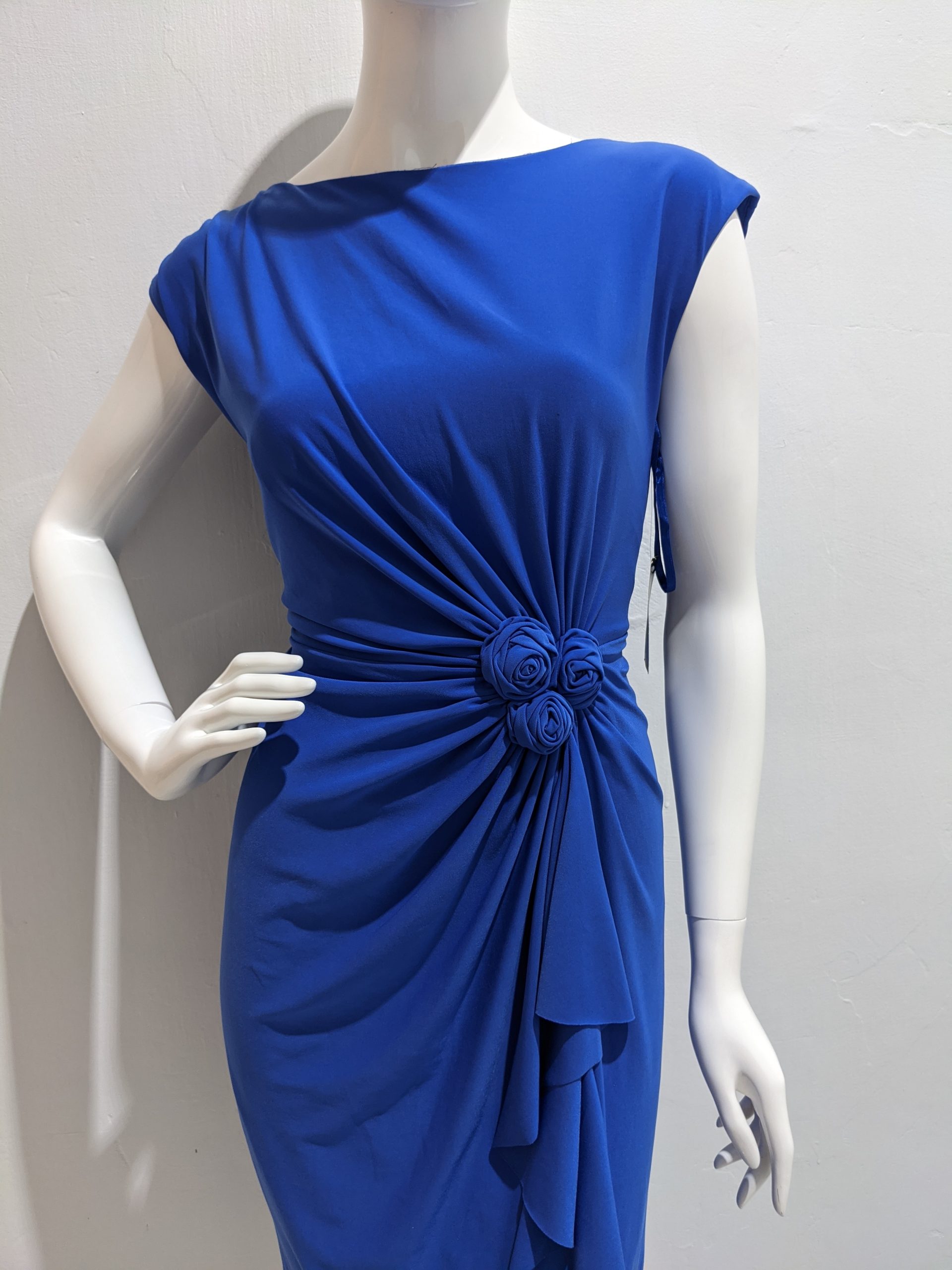 JONES NEW YORK bell sleeveless sheath dress | Listittt.com
